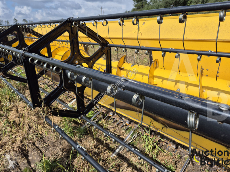 Cosecha New Holland CR 8.90