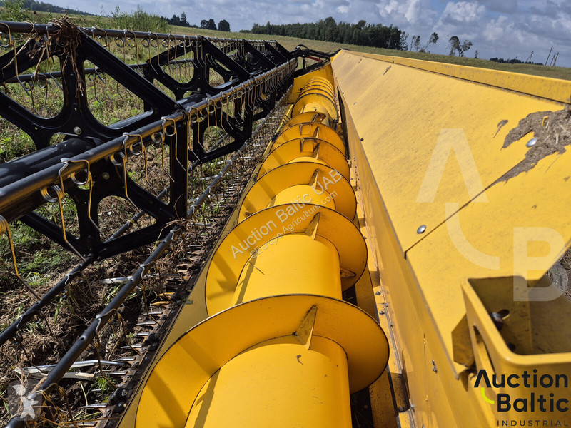 Cosecha New Holland CR 8.90