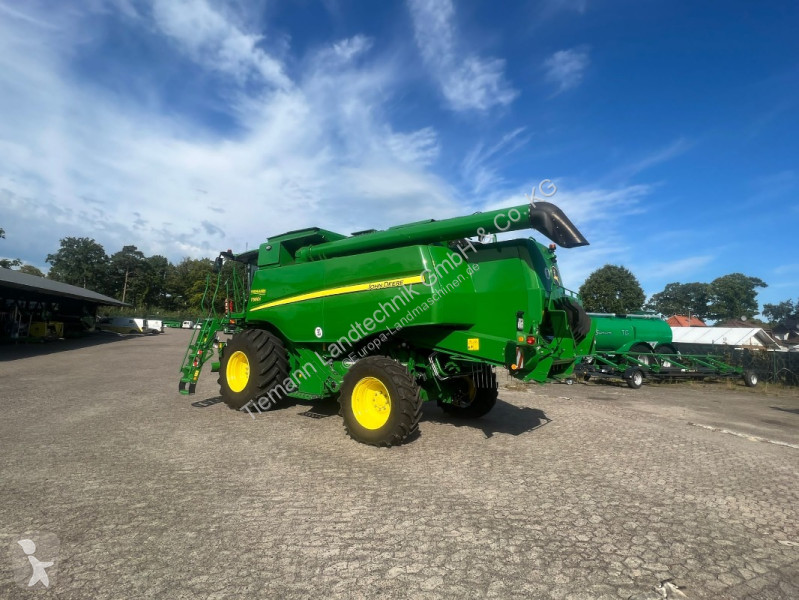 Moisson John Deere  T560
