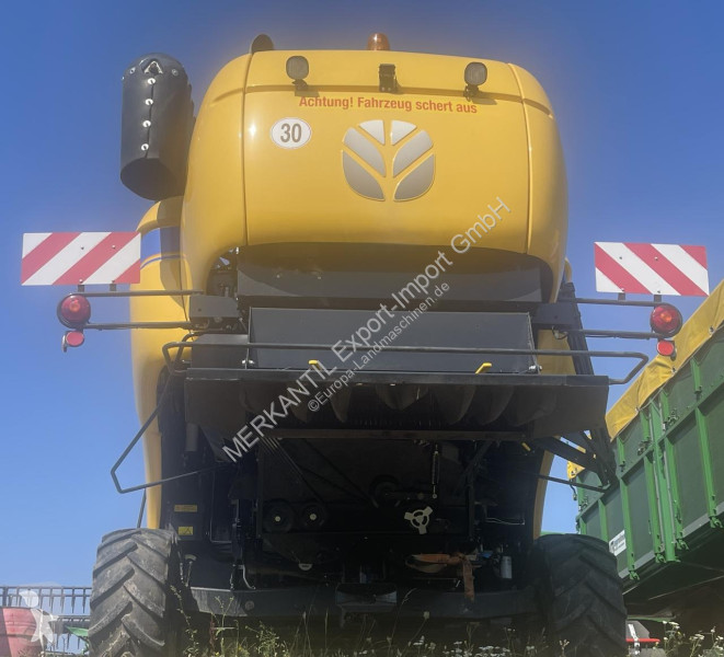 New Holland  CX 5.80 harvest