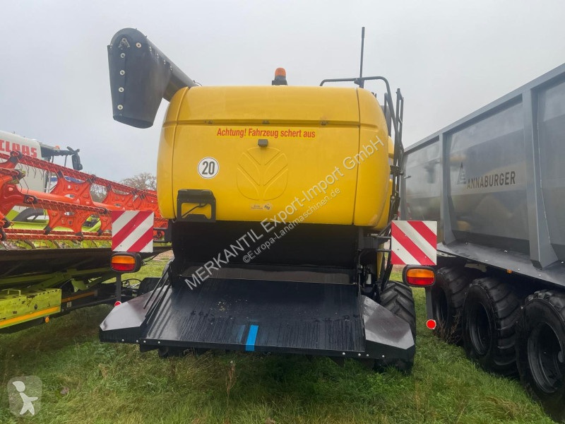 New Holland  CX 8060 harvest