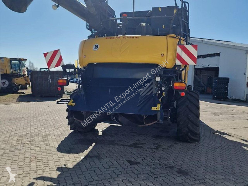 Skörd New Holland  CR 9090