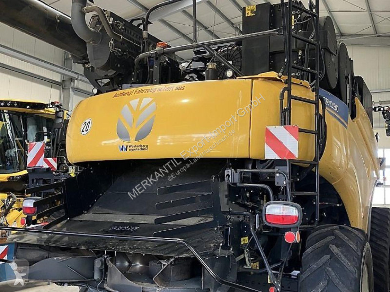 Skörd New Holland  CR 10.90