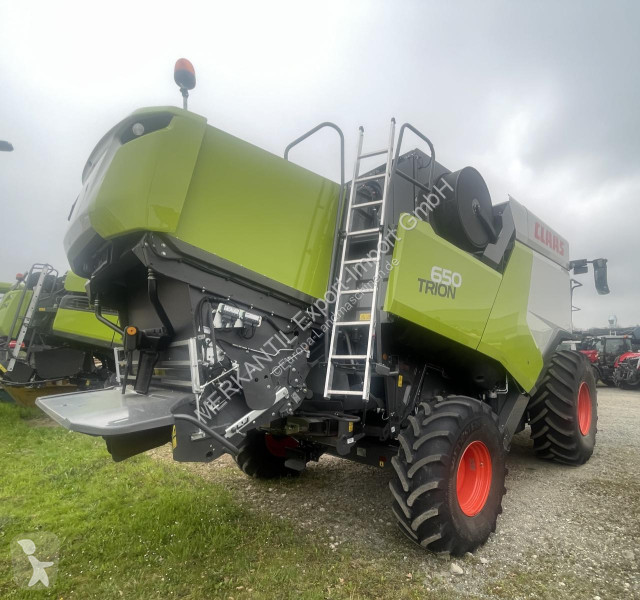 Skörd Claas  Trion 650