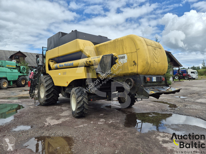 Skörd New Holland CS 6080