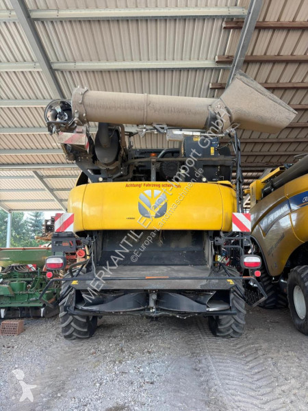 Żniwa New Holland  CR 10.90