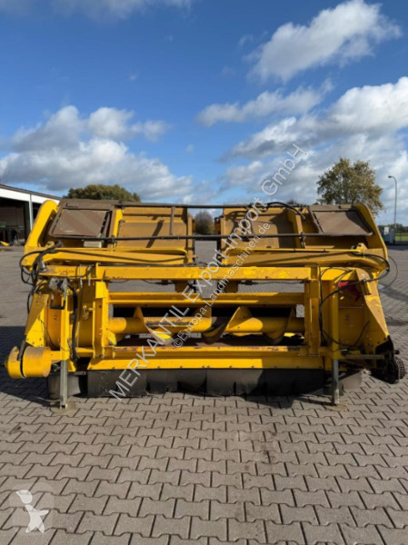 Cosecha New Holland  MF 875 SW