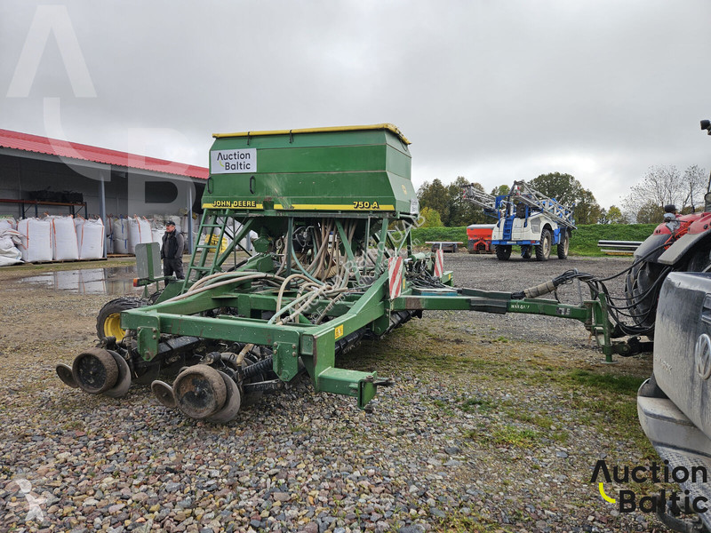 Žně John Deere 750 A