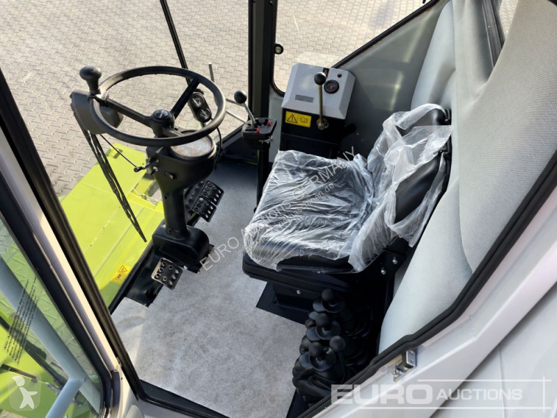 Žně Claas Dominator 130