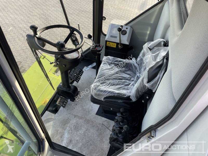 Žně Claas Dominator 130