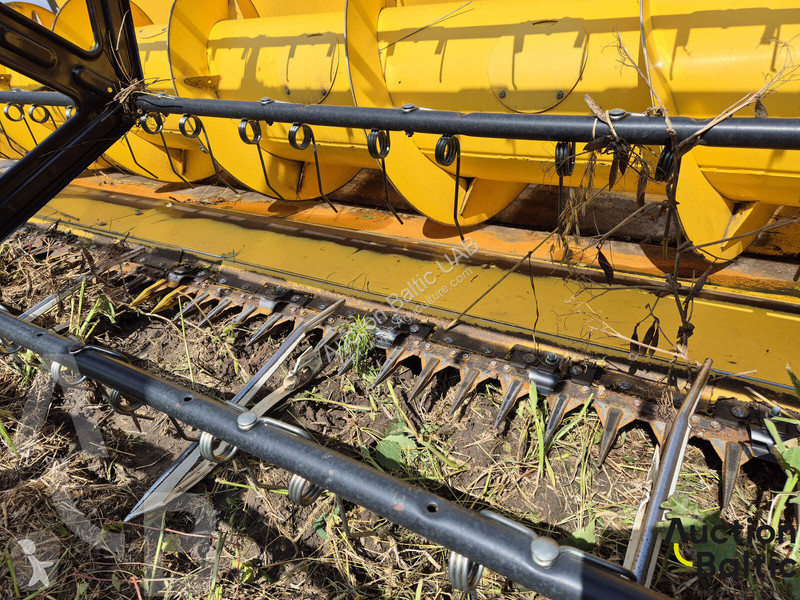 Cosecha New Holland CR 8.90