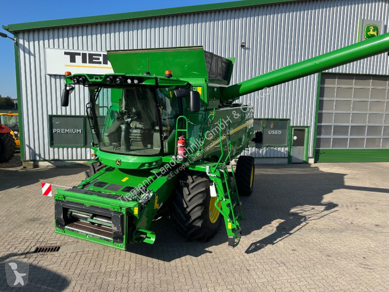 Aratás John Deere  T560