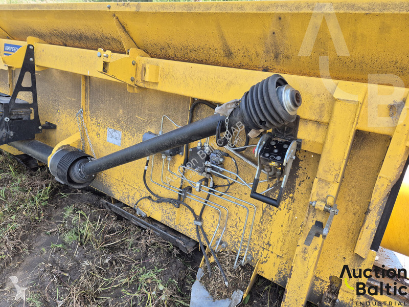 Cosecha New Holland CR 8.90