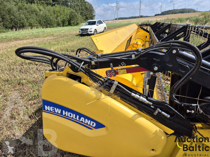 Cosecha New Holland CR 8.90