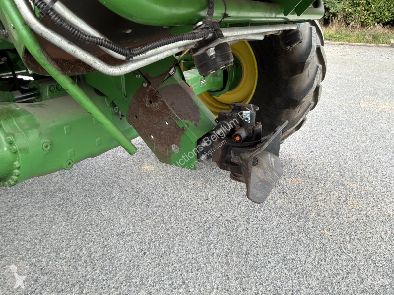 Žně John Deere T560i