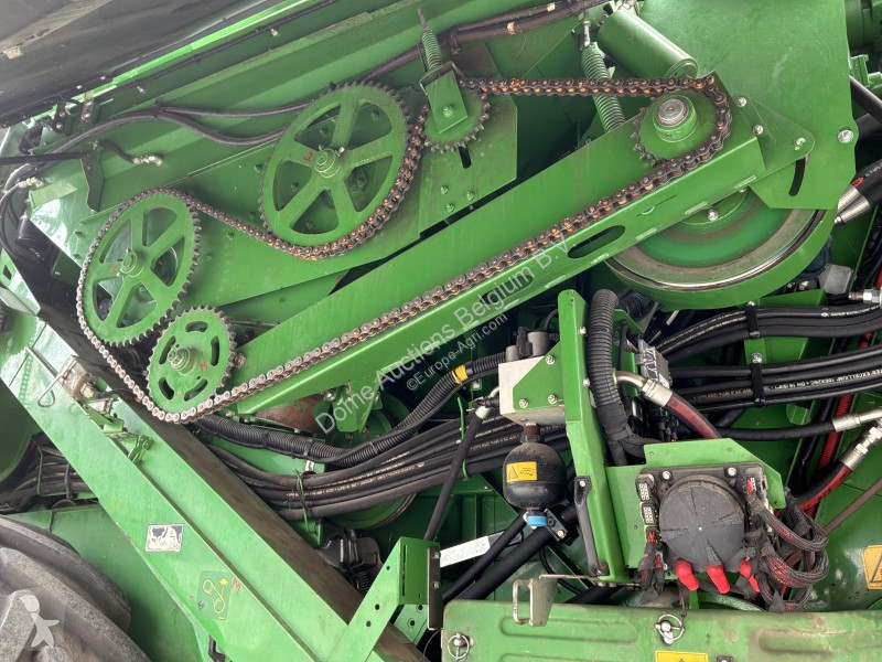 Žně John Deere T560i