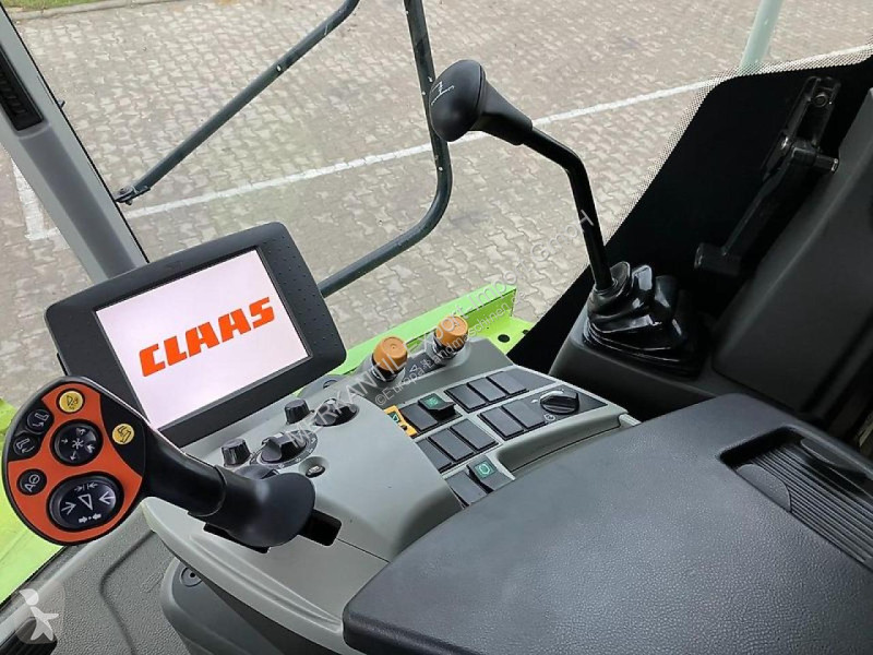 Moisson Claas  Tucano 440