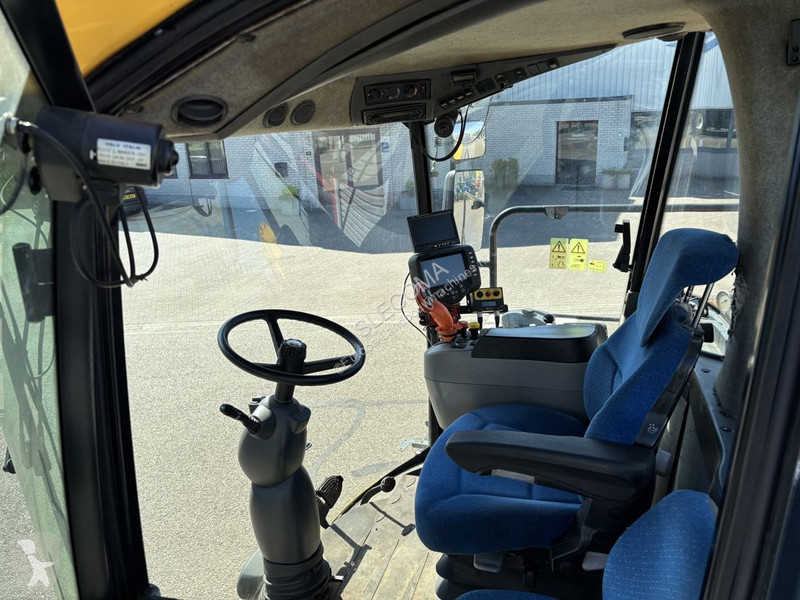 Moisson New Holland FR9050