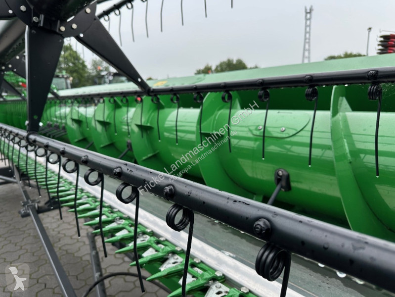 Moisson John Deere T  i   Neumaschine