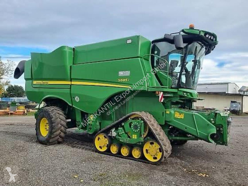 Moisson John Deere  S 685 i