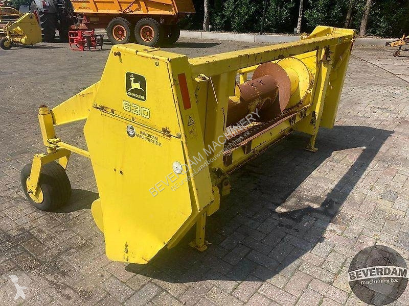 Oogst John Deere Pick-up 630