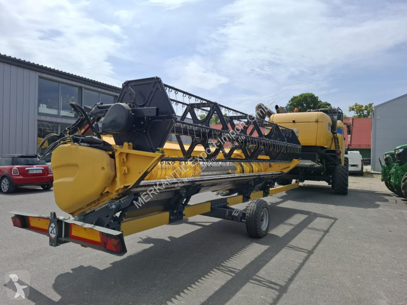 Moisson New Holland  CX6.80 4x4