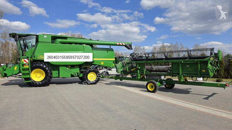 John Deere T550 harvest