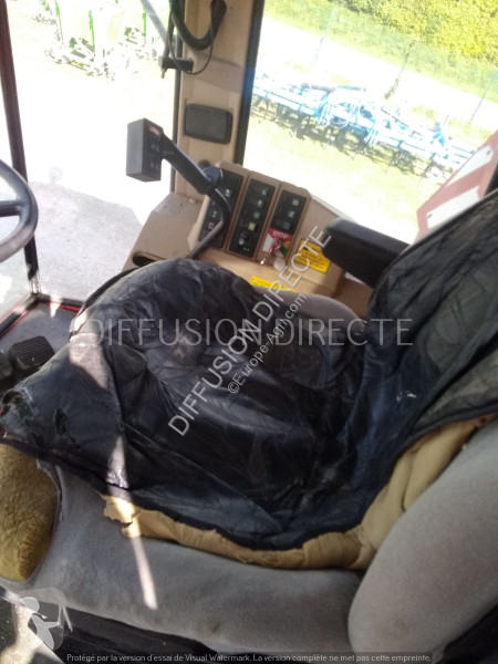 Skörd Massey Ferguson MOISSONNEUSE BATTEUSE 32