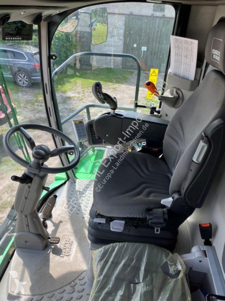 Deutz-Fahr  C 7206 TS harvest