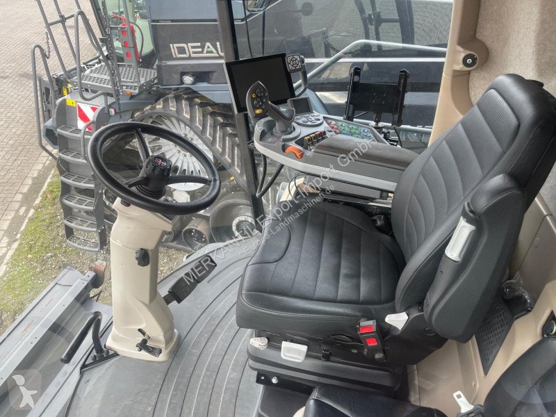 Moisson Massey Ferguson  IDEAL T8 Allrad
