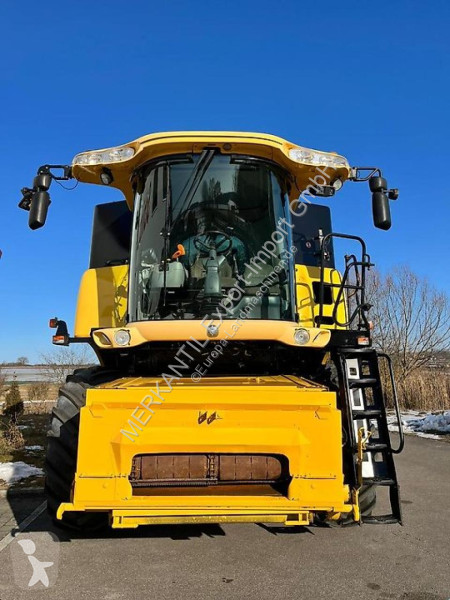 Moisson New Holland  CR 980 mit Smart Steer...