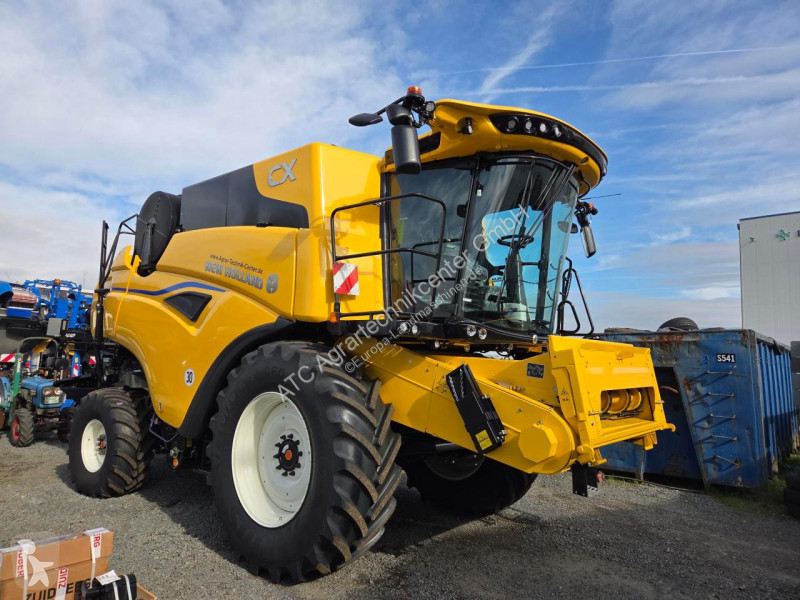 Cosecha New Holland  CX 8.70 ST5 + SW 7,63...