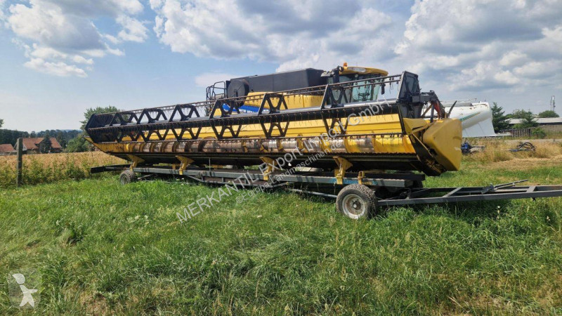 Cosecha New Holland  CR 9090