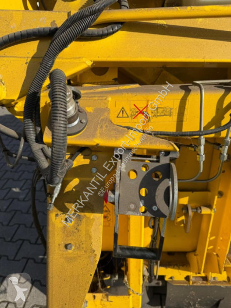 Cosecha New Holland  MF 875 SW