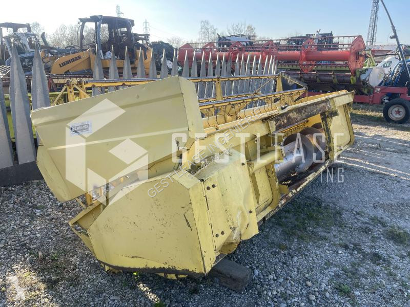 Skörd New Holland  CLAYSON 1540