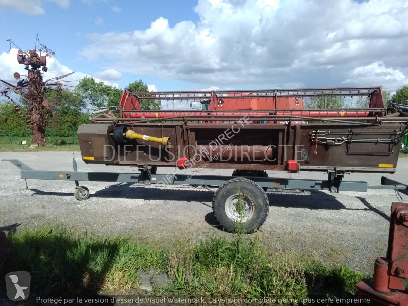 Skörd Massey Ferguson MOISSONNEUSE BATTEUSE 32