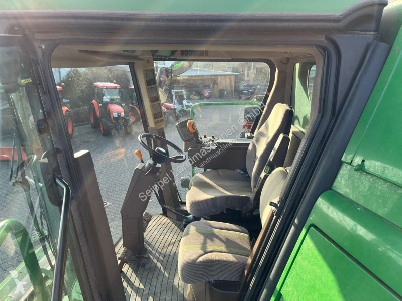 John Deere  W540 harvest