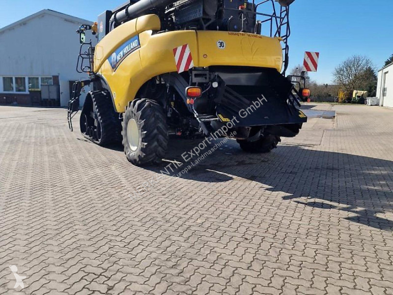 Skörd New Holland  CR 9090
