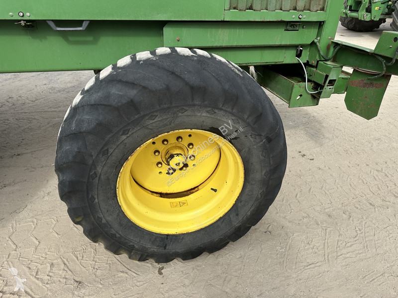 Oogst John Deere 6650 FOR PARTS
