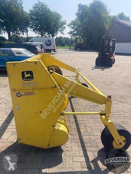 Oogst John Deere Pick-up 630