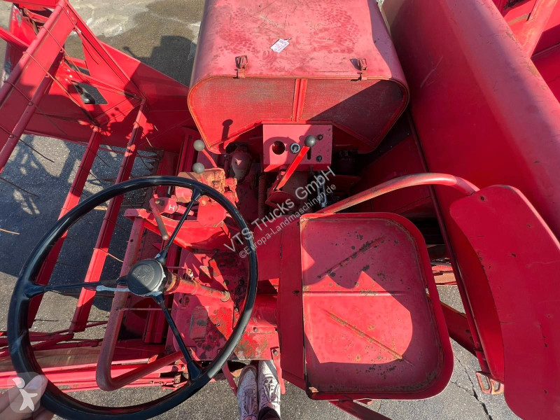 Skörd Massey Ferguson MF 30-6 Mähdrescher Oldtimer