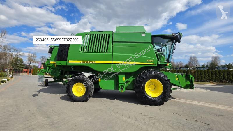 John Deere T550 harvest
