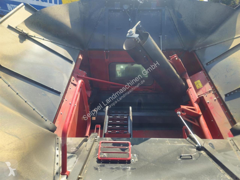 Skörd Case  AXIAL-FLOW 7160