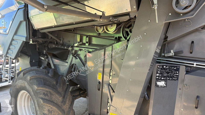Moisson Massey Ferguson  IDEAL 9T mit Mac Don...