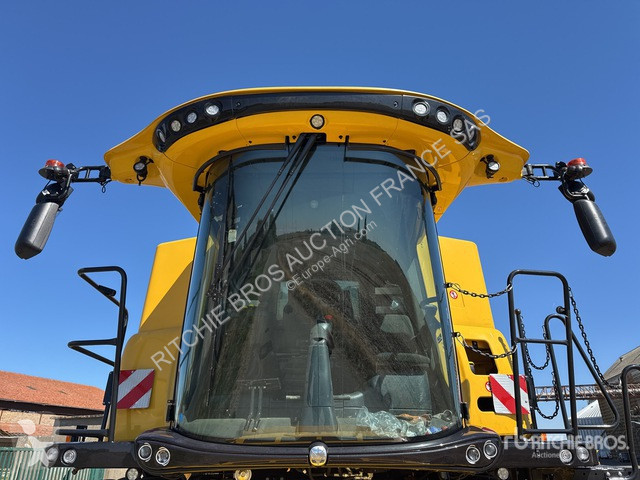 Żniwa New Holland  CR9.90