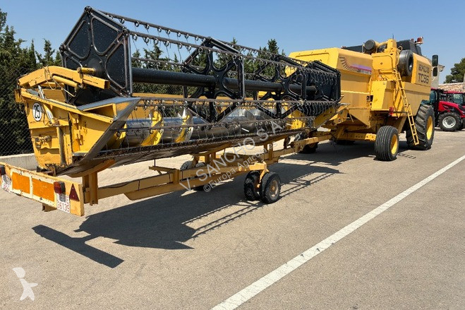 Oogst New Holland TC 56