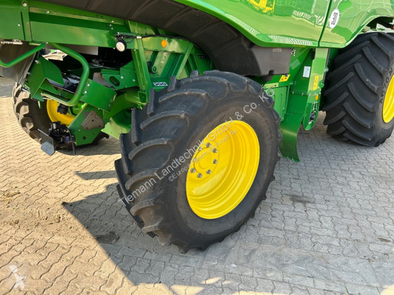 Aratás John Deere  T560