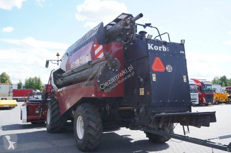 Moisson Rostselmash VECTOR 425 RSM-101 grain...