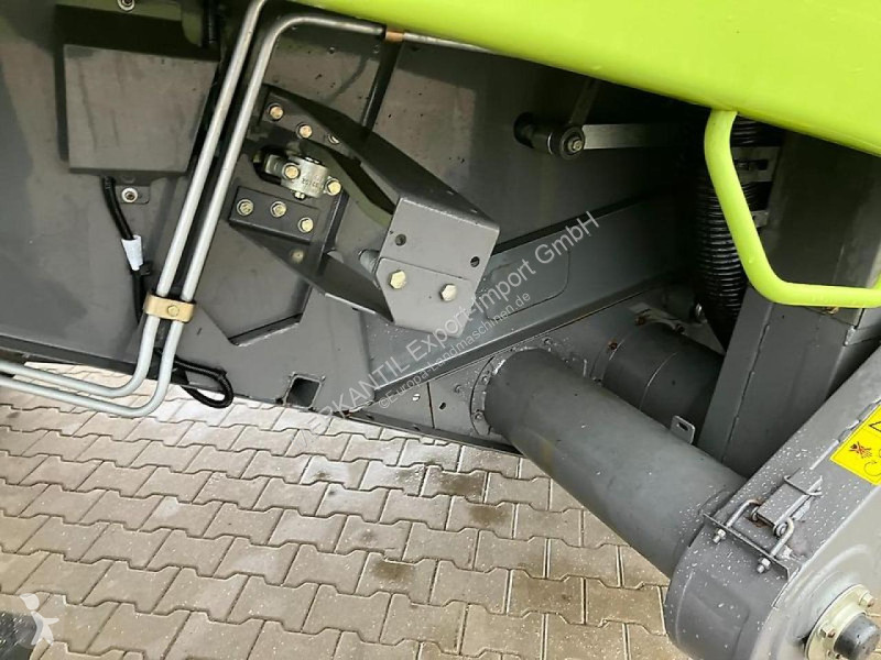 Moisson Claas  Tucano 440
