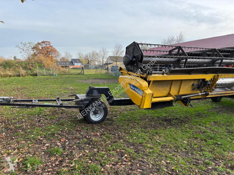 Cosecha New Holland  CR 9070